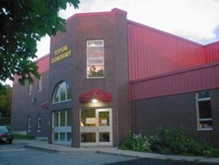 Topsail Elementary photo